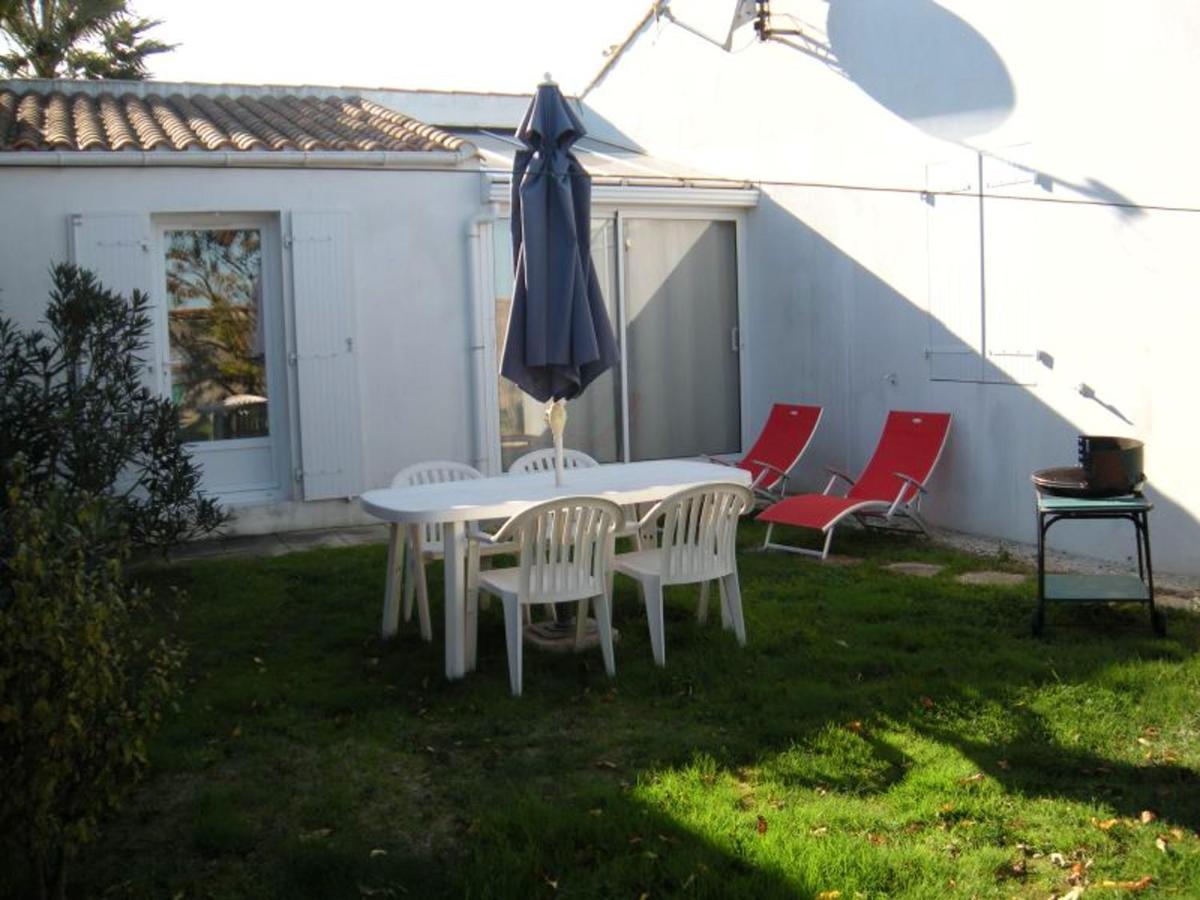 Maison de 2 chambres a La Couarde sur Mer a 500 m de la plage avec jardin clos et wifi Extérieur photo